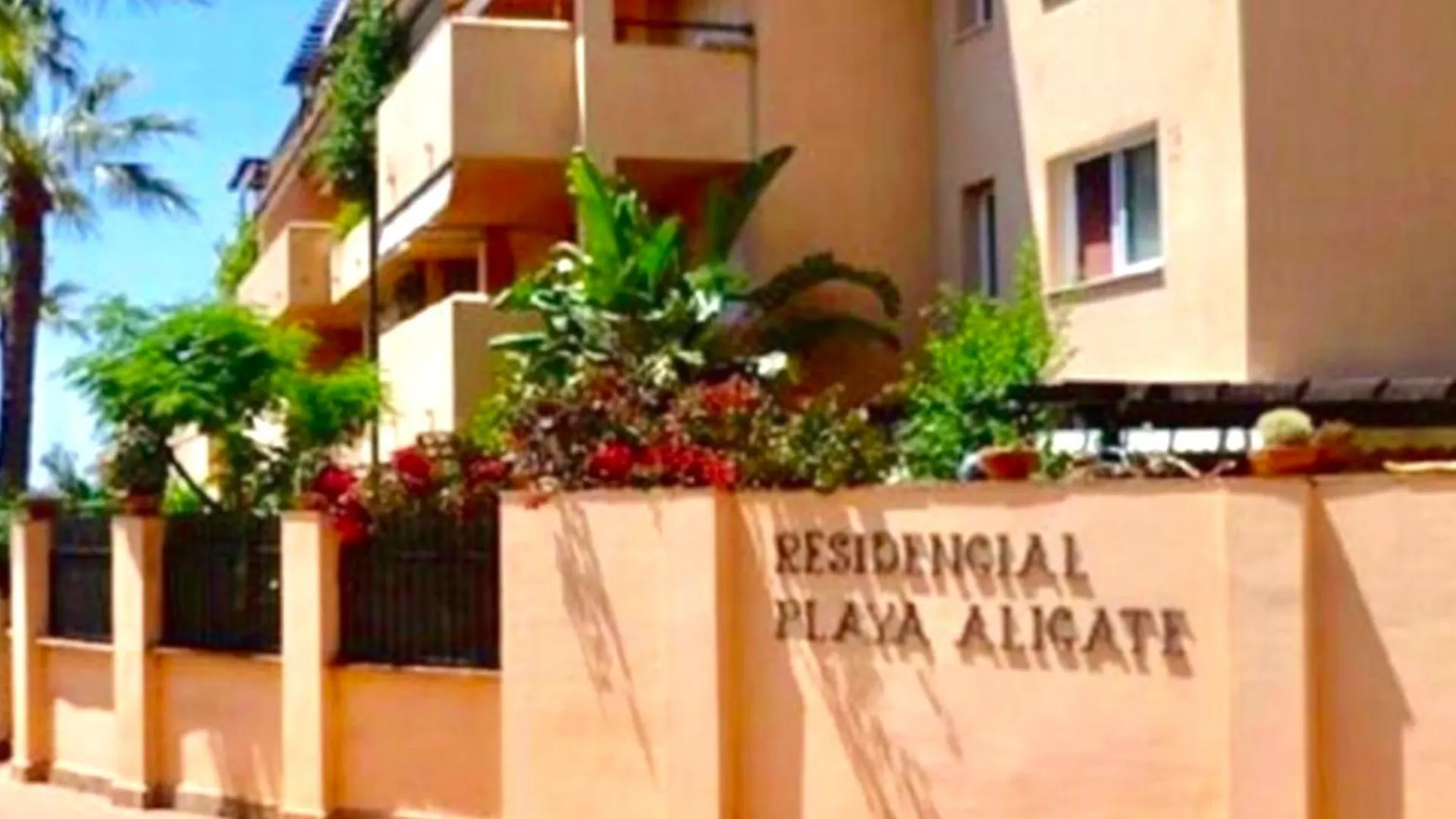 Marbella - Alicate Beachfront Apartment- 8 Apartment